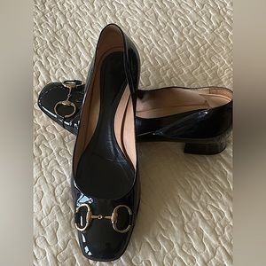 GUCCI Black Patent Leather Horsebit Elegant Pumps